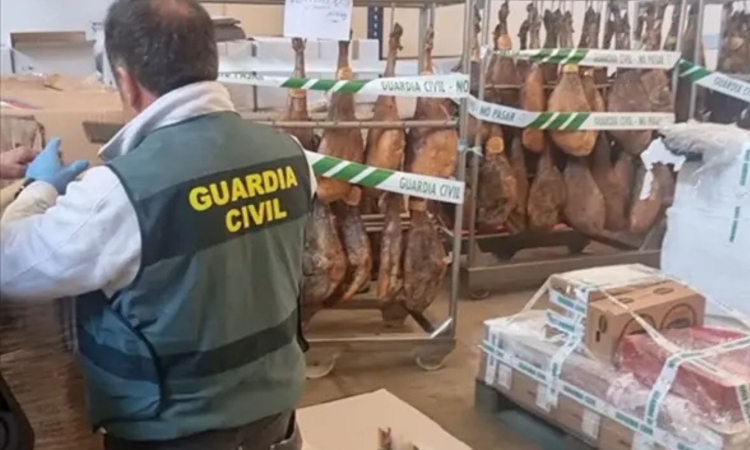 Ponarejena hrana in pijača v EU ogrožata zdravje in gospodarstvo
