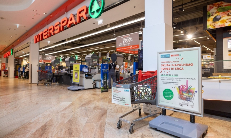 V Sparu zbirajo šolske potrebščine za otroke iz socialno šibkejših družin